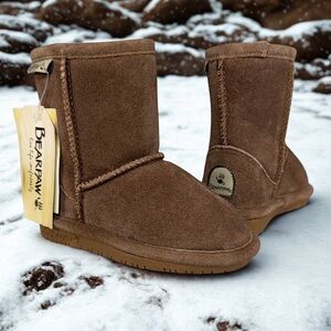 Bear paw Toddler Emma Sheepskin Boots in Hickory | Size 7